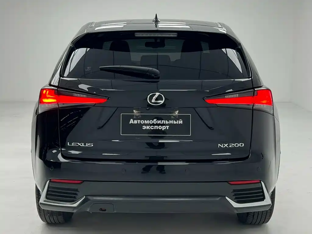 Фото 8 - Lexus NX