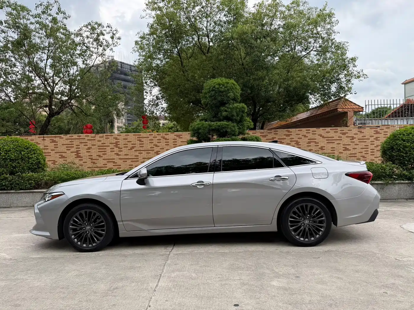 Toyota Avalon 2019 2.5L Touring Premium (China V) фото 4