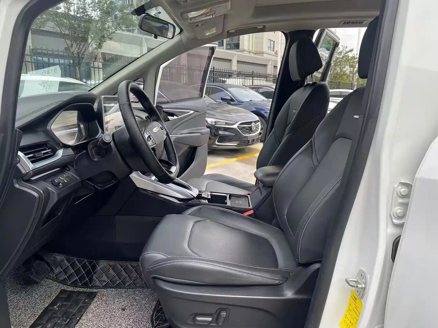 Maxus Maxus G50 2019 2019 1.5T Automatic Luxury Edition China V