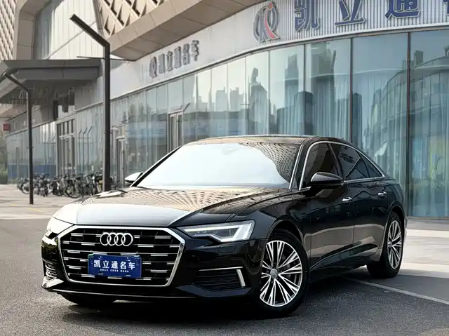 Audi A6L 40 TFSI, Люкс Элеганс