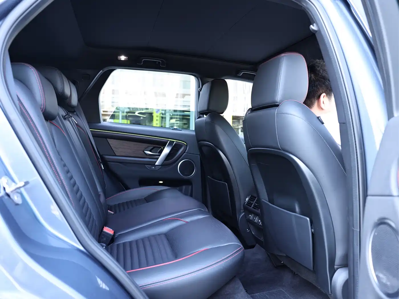 Land Rover Discovery Sport 2022 Model 249PS R-Dynamic S Performance Edition 5-Seater фото 15
