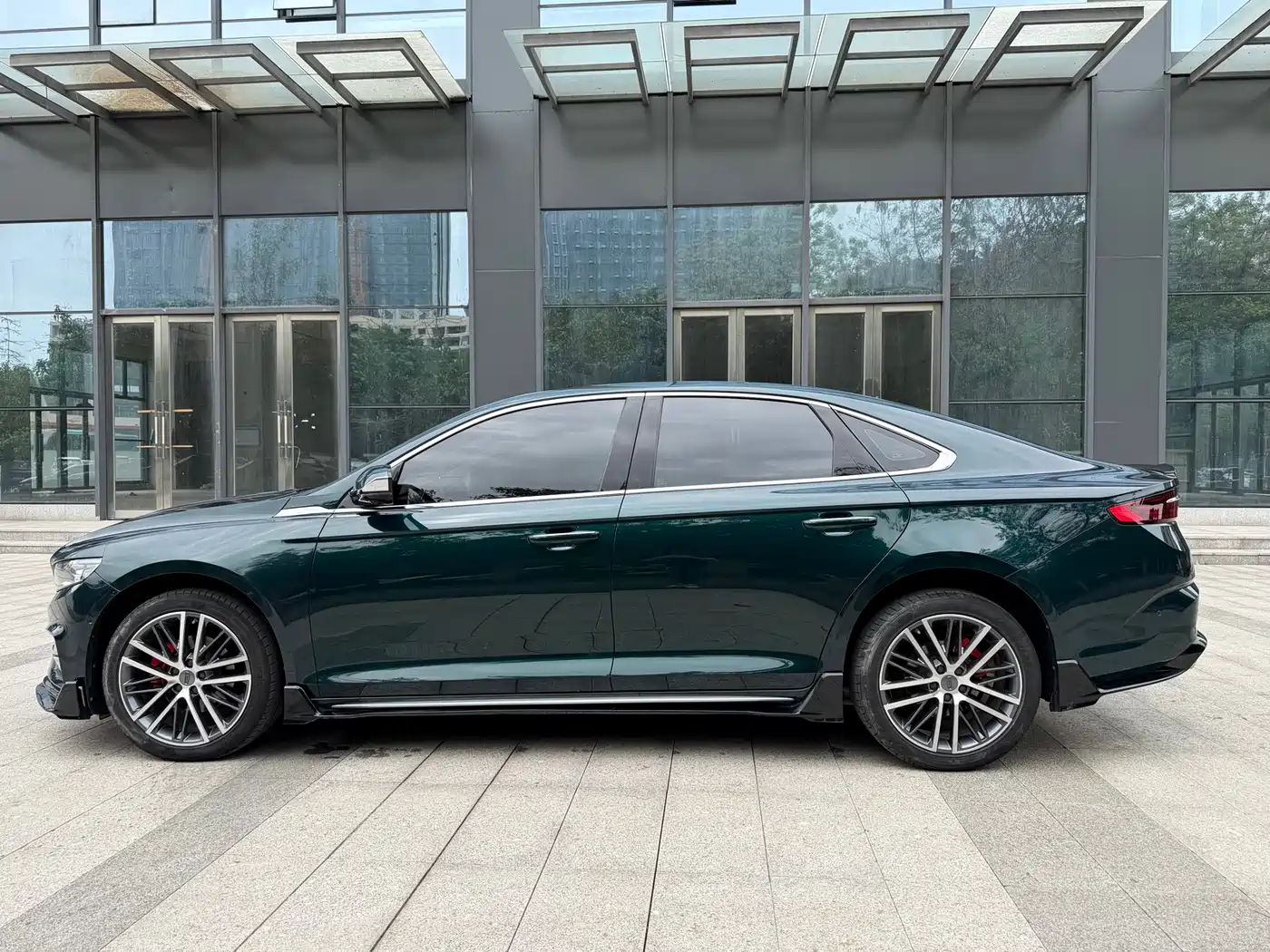 GEELY AUTOMOBILE XINGRUI