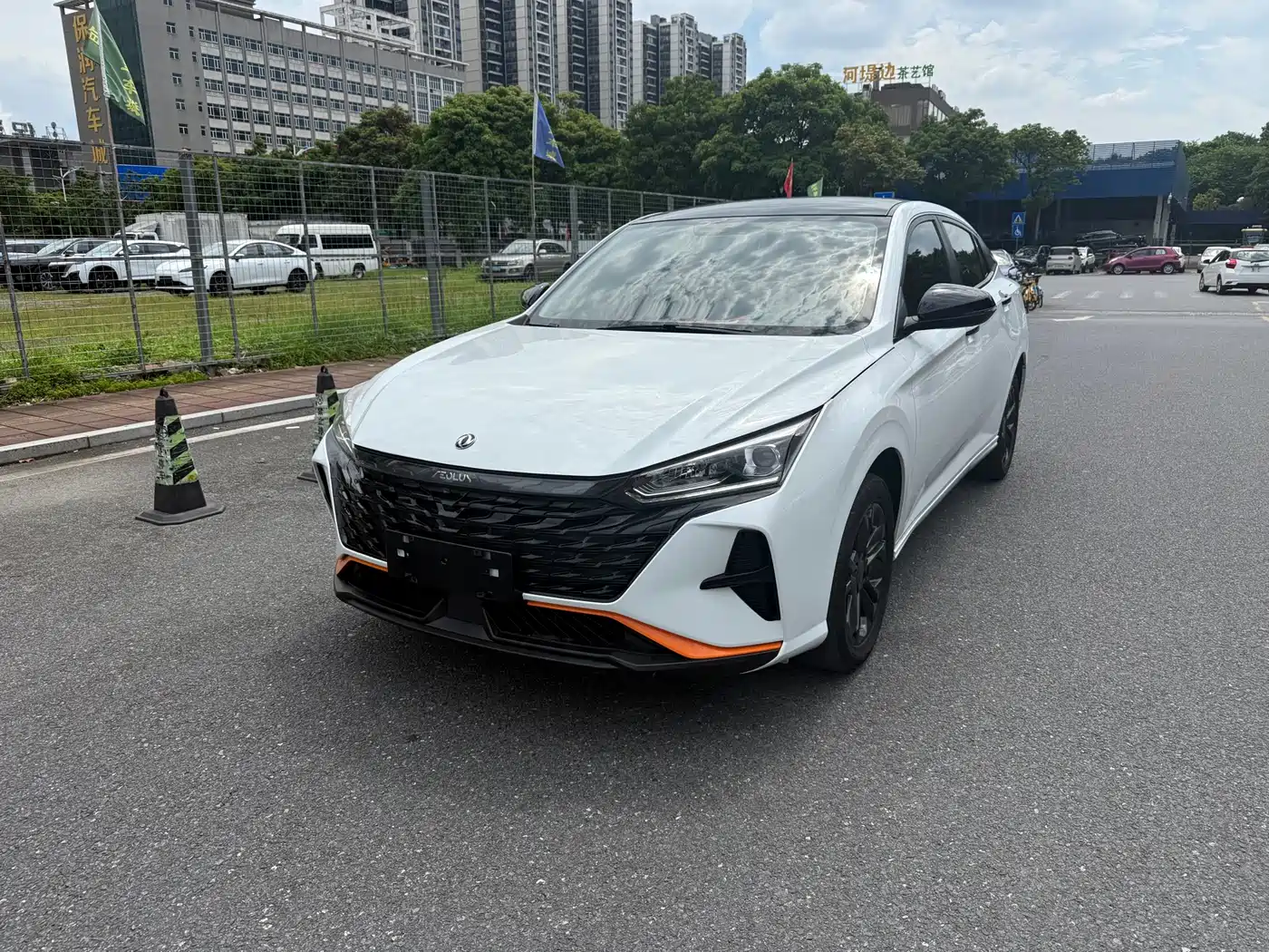 Dongfeng Aeolus Yixuan 2023 Mach Edition 1.5L Automatic Shadow Chase Edition