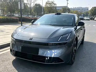 Lynk & Co Z10