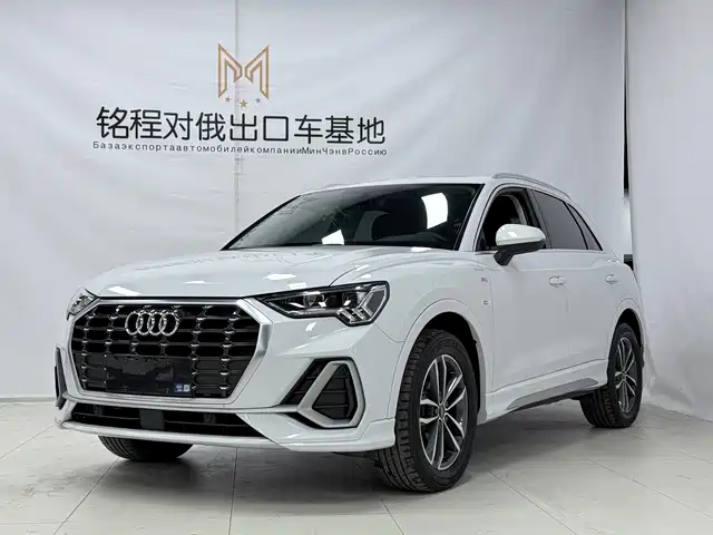Audi Q3 35 TFSI, Стиль Драйв