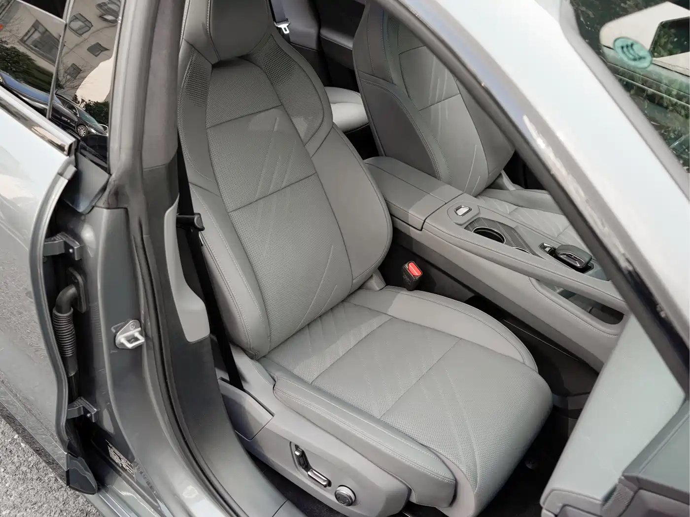 ZEEKR EXTREME KRYPTON 001