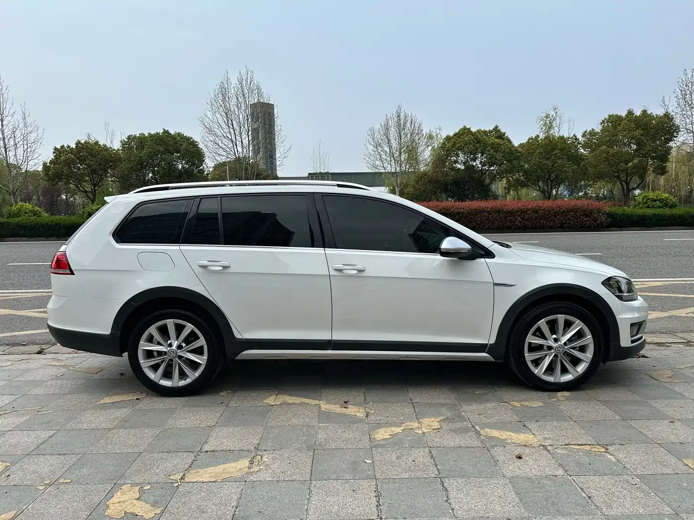 Volkswagen Golf (Import) 2019 1.8TSI Wagon фото 7