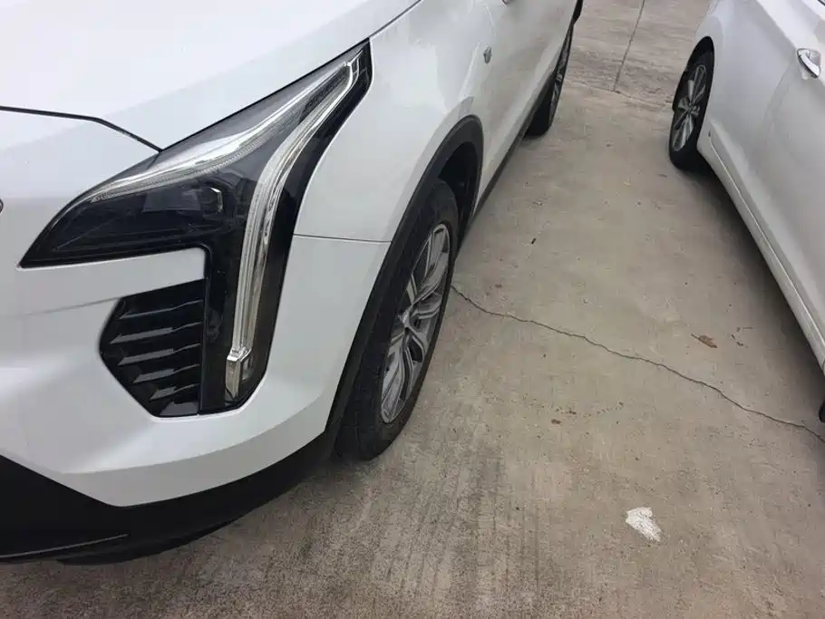 Фото 5 - Cadillac XT4