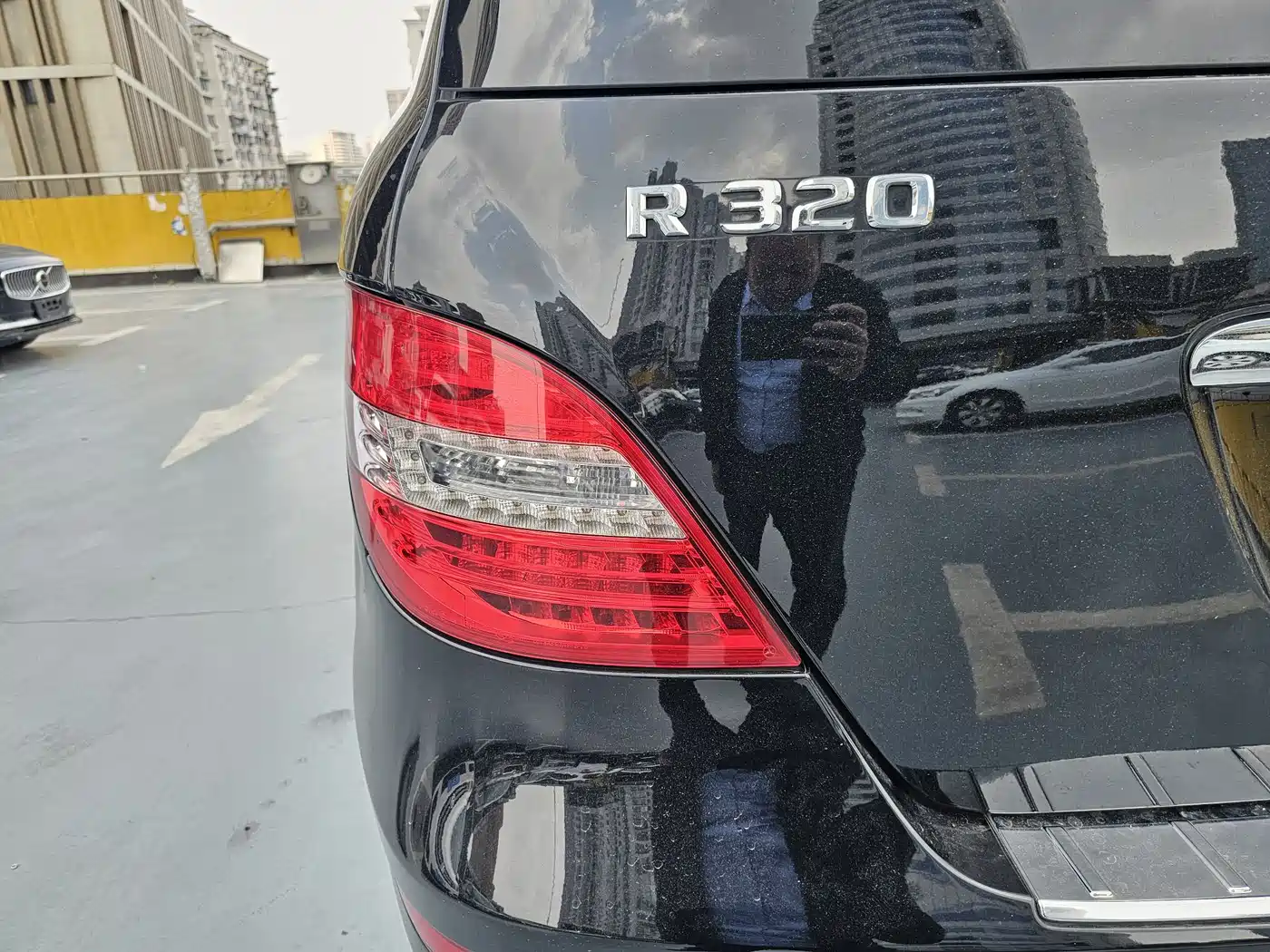 Mercedes-Benz R-Class 2017 R 320 4MATIC Business Collector's Edition фото 23