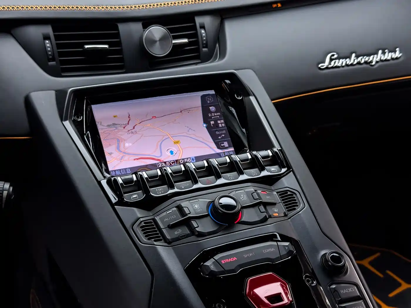 Lamborghini Aventador 2011 LP 700-4 фото 27