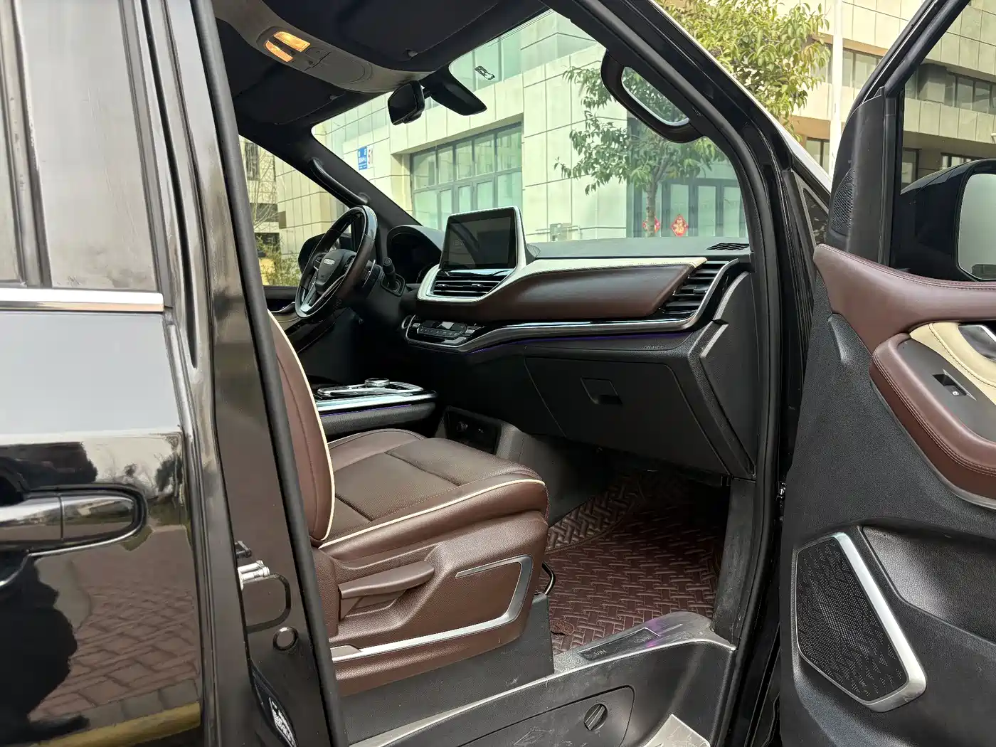 Longzhi G20 Golden Knight 2022 2.0T Golden Knight Family Edition фото 13