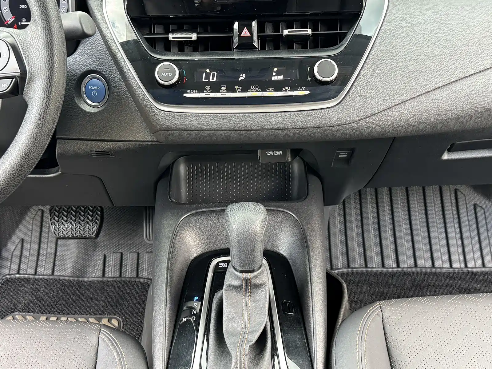 صورة 19 - Toyota Levin