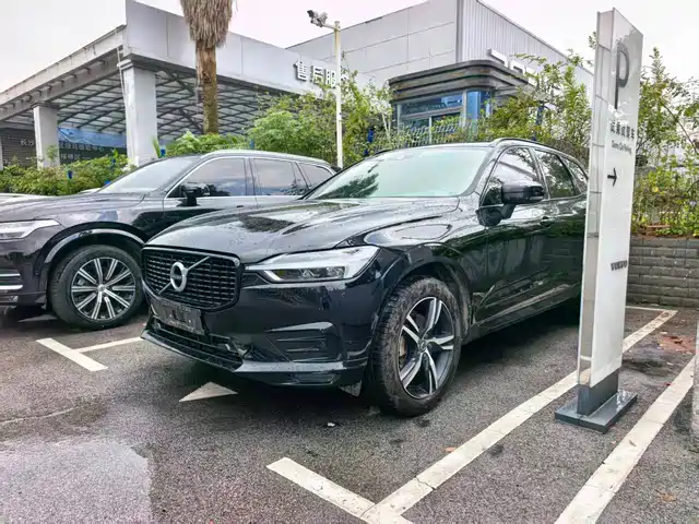 Volvo Volvo XC60 2021 T5 AWD R-Design