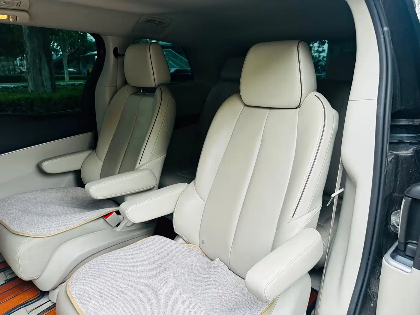 Buick GL8 2020 Model Land Business Class 652T Luxury фото 15