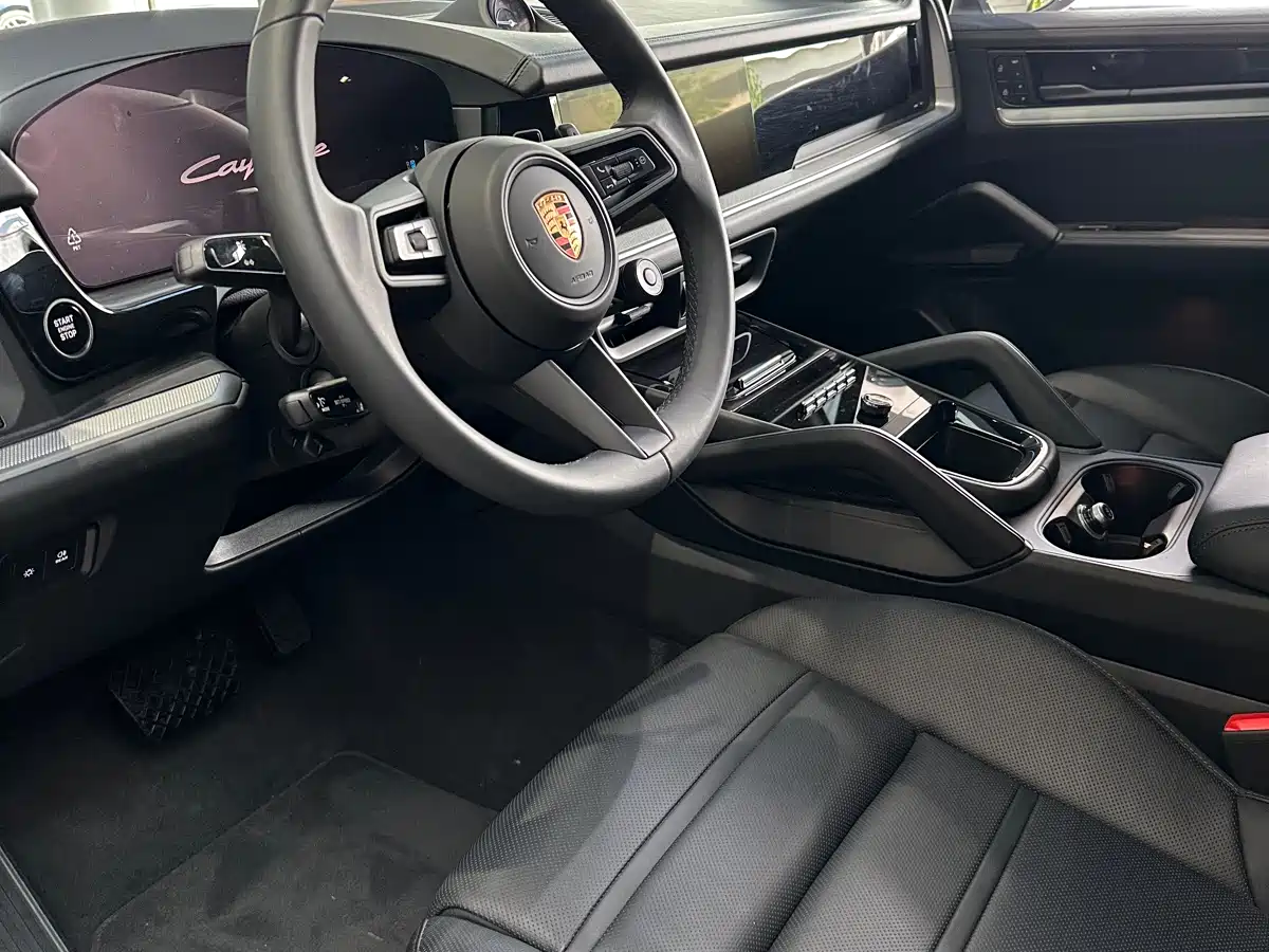 Porsche Cayenne 2025 Cayenne 3.0T Dream Chaser Edition фото 6