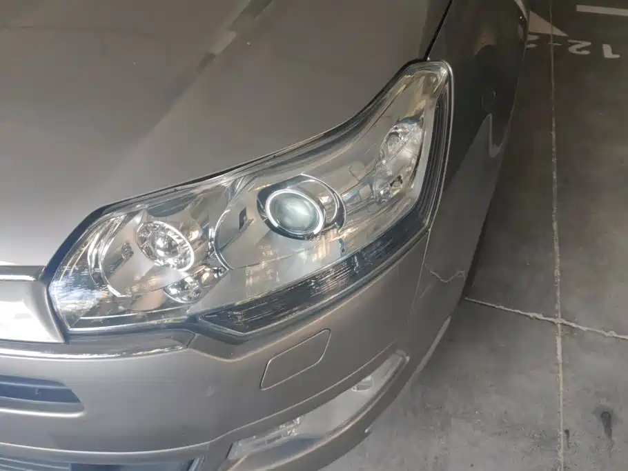 صورة 5 - Citroën C5