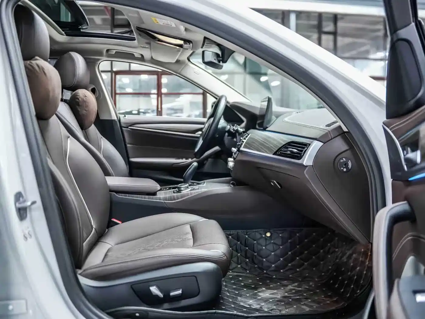BMW 5 Series New Energy 2022 Facelift 535Le Luxury Package фото 7