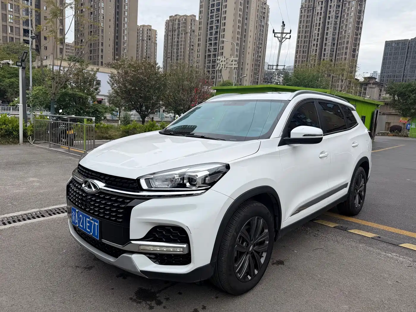 CHERY TIGGO 8