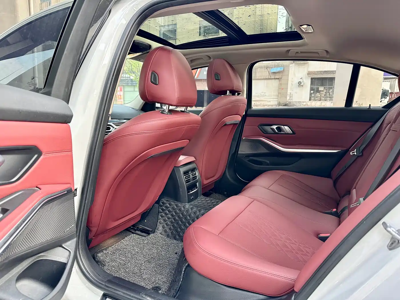 BMW 3 Series 2022 325Li M Sport Package фото 13