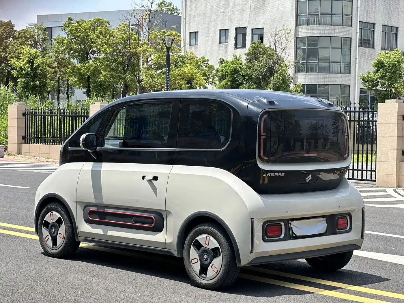 Baojun KiWi EV 2022 2021 Artist LFP