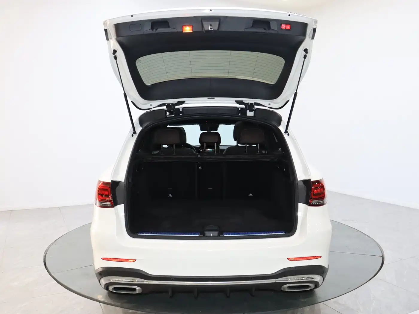 Mercedes-Benz GLC 2020 Facelift GLC 300 L 4MATIC Luxury фото 16