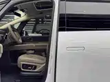 Фото 8 - Li Auto MEGA