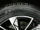 Фото 24 - Roewe RX5