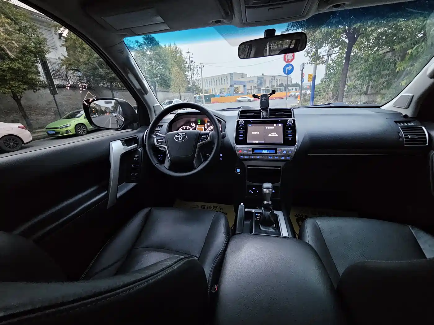 Toyota Prado 2019 3.5L Automatic TX-L Zunxiang Edition with Rear-mounted Spare Tire фото 16