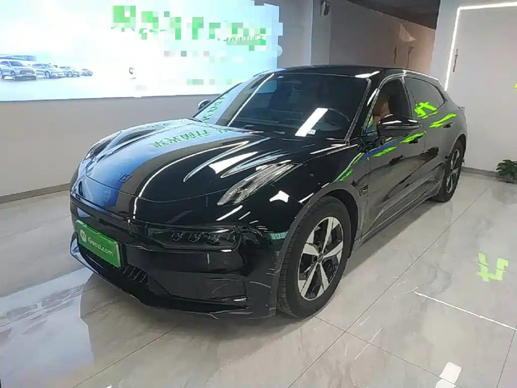 Zeekr 001 2023
