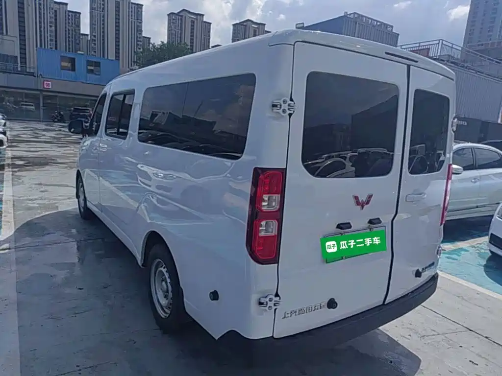 Wuling Motors Wuling Yangguang 2025 2025 400km Bus Comfort Edition
