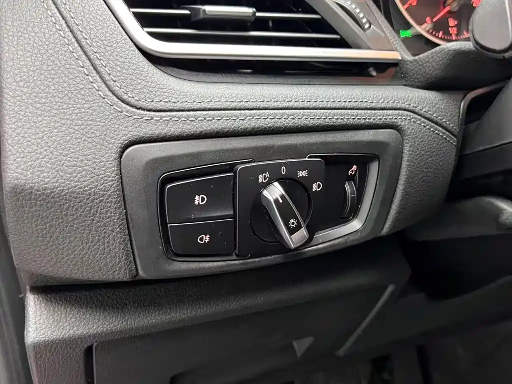 BMW 2 Series Touring 2016 2016 218i Sport Design Package