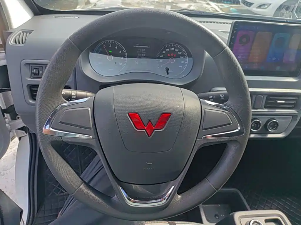 Wuling Motors Wuling Yangguang 2025 2025 400km Bus Comfort Edition