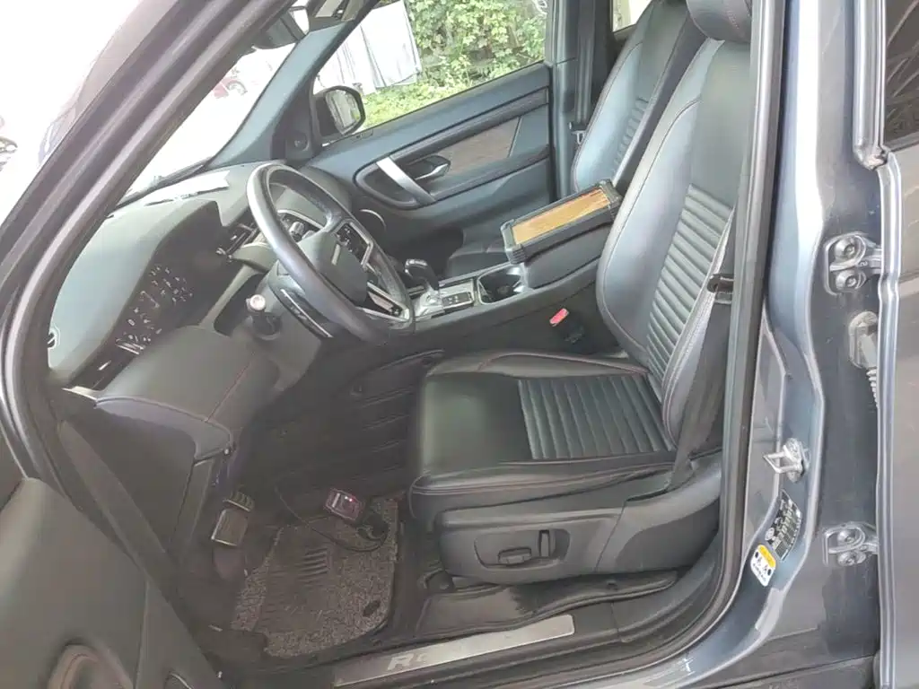 صورة 15 - Land Rover Discovery Sport