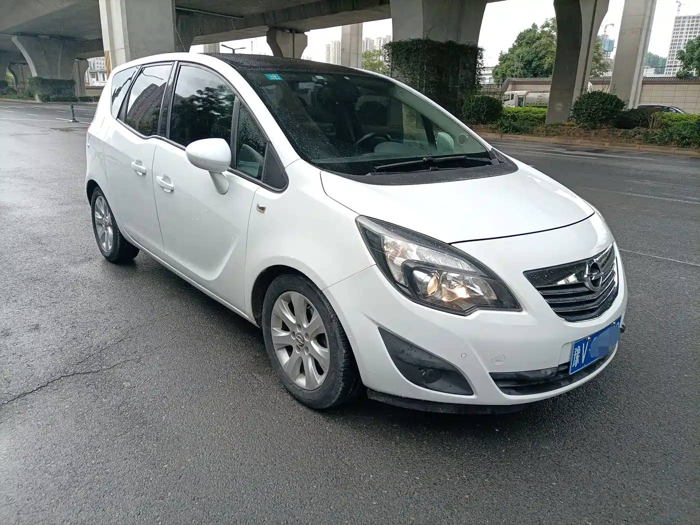 Opel Mairaina 2014 2013 1.4T Luxury