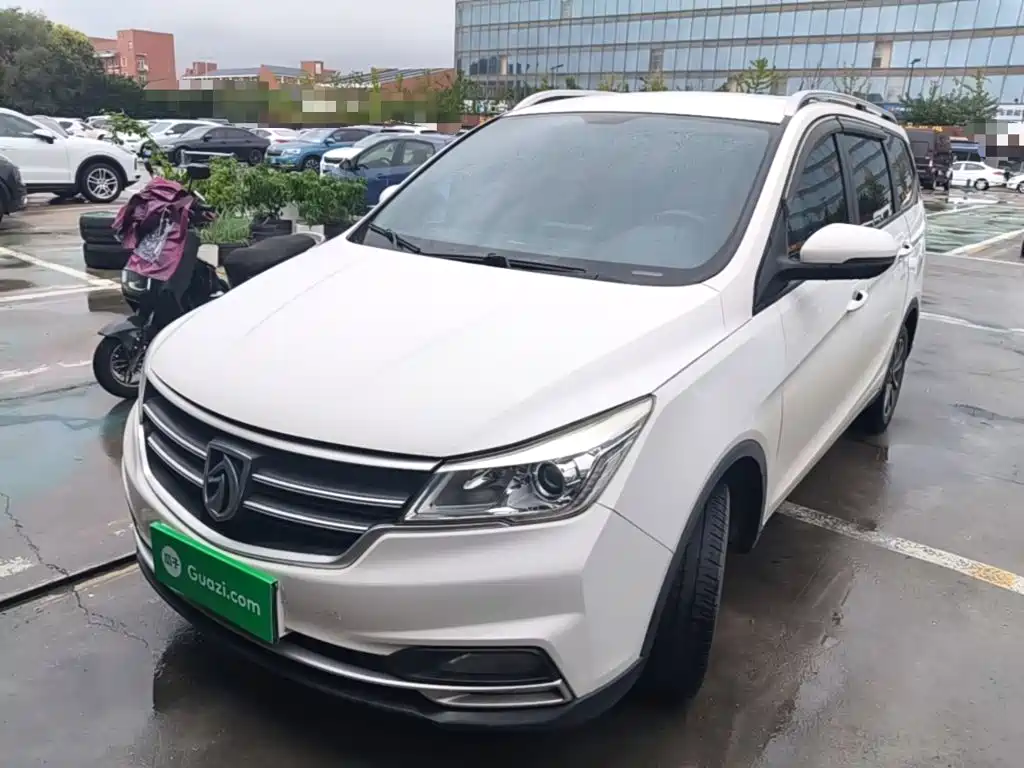 Baojun 730 2021 2021 1.5L Manual Fashion 7-Seater
