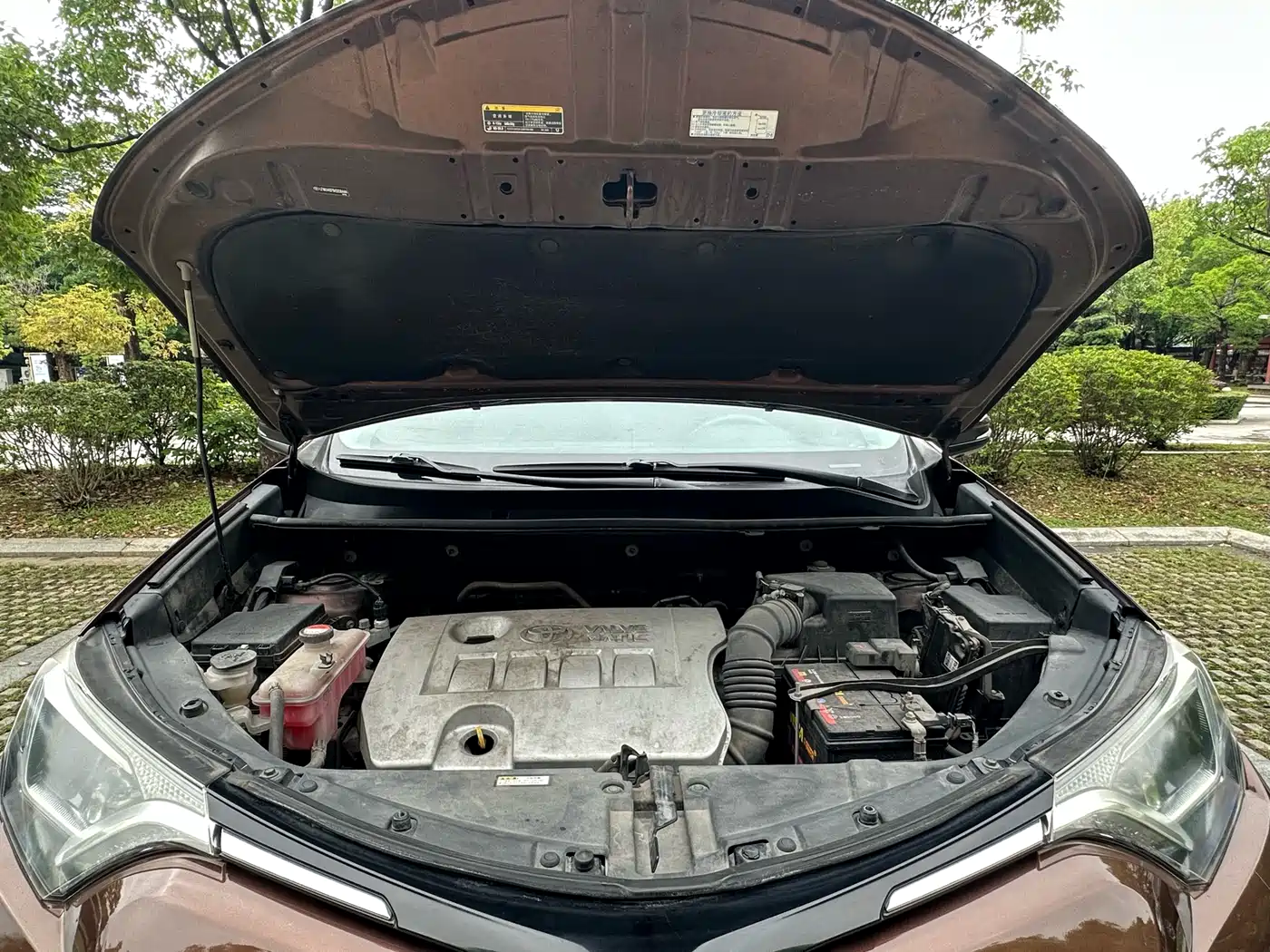 Toyota RAV4 Rongfang 2016 2.0L CVT 2WD Trend (China V) фото 14