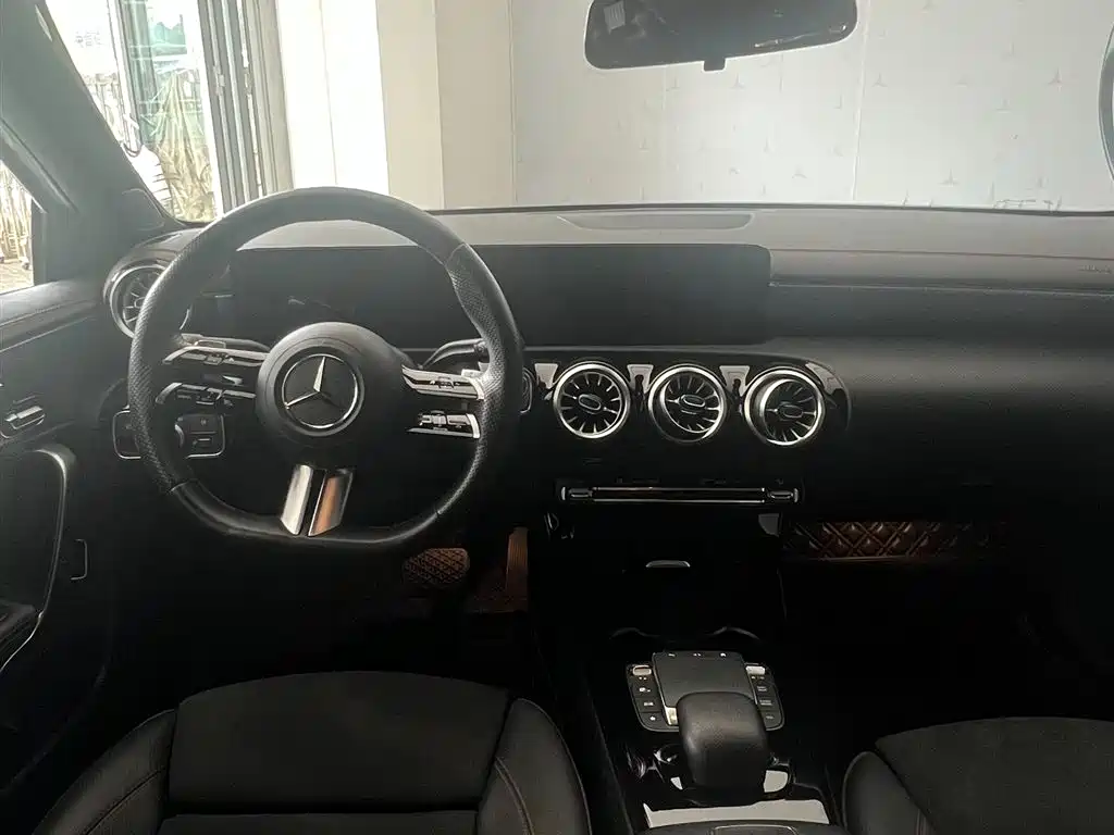 Mercedes-Benz A-Class, миниатюра 5