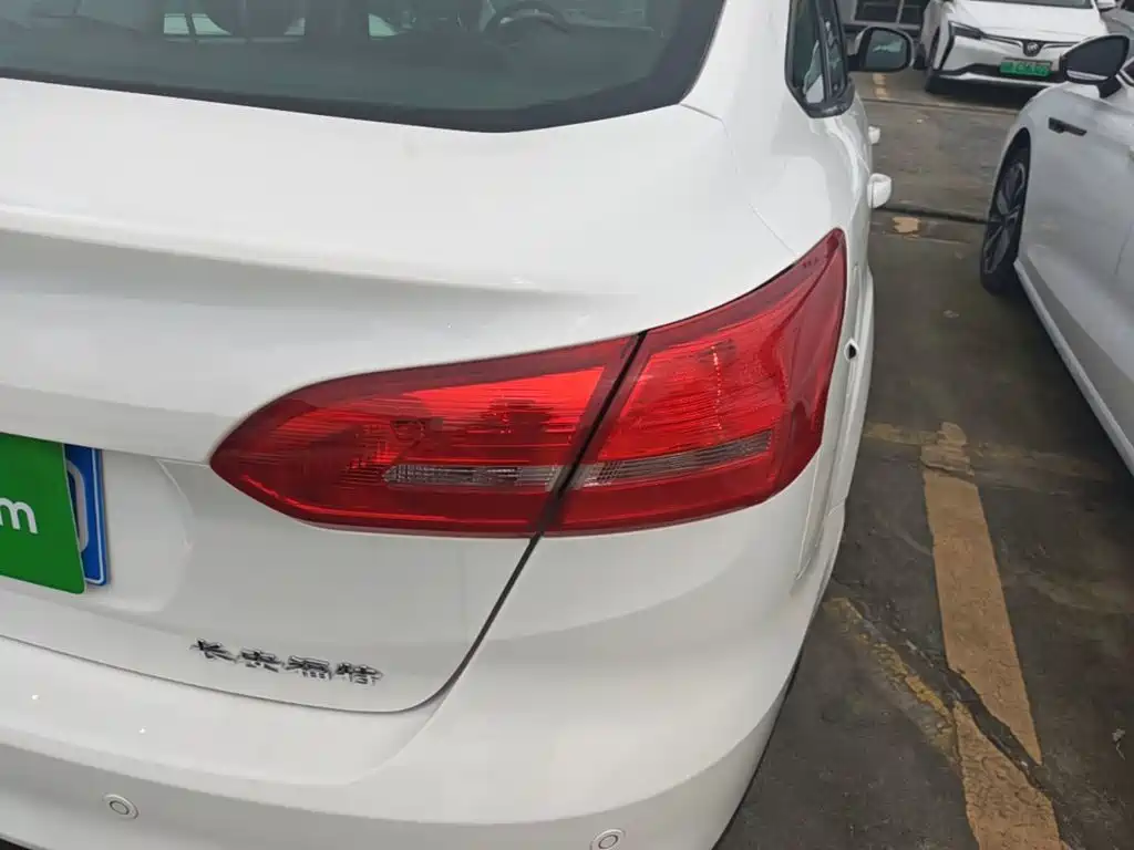 Ford Focus 2018 2018 Sedan Classic 1.6L Automatic Trend Smart Edition