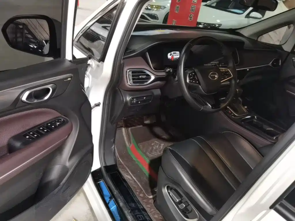 GAC Trumpchi Trumpchi M6 2025 2023 PRO 270T DCT Luxury Edition