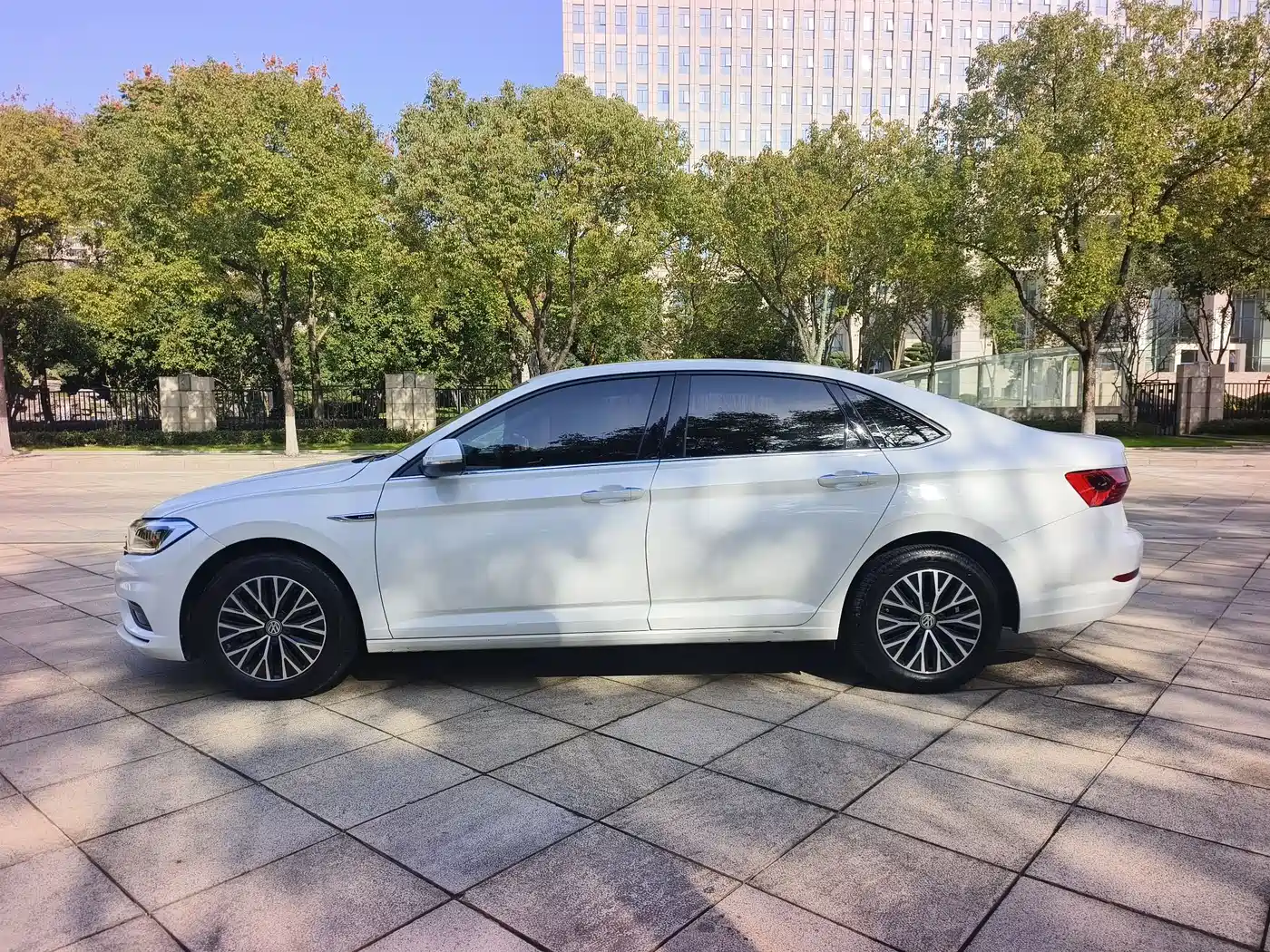 Volkswagen Sagitar 2019 200TSI Manual Comfort Edition China VI фото 11