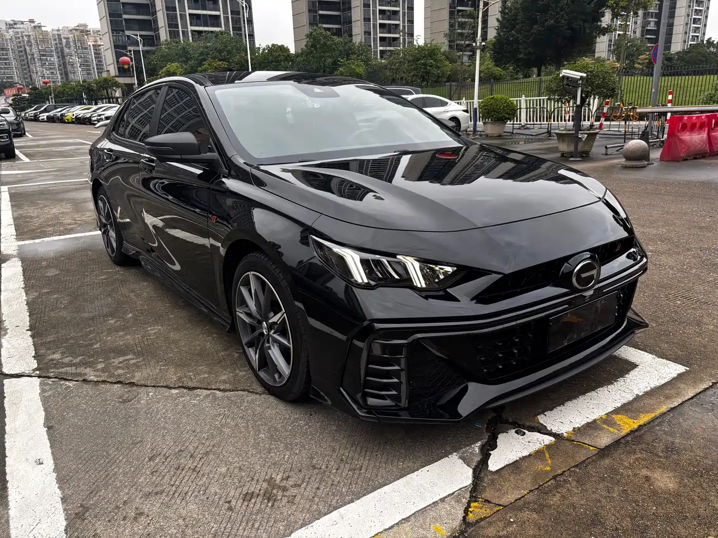 GAC Trumpchi Trumpchi Emkoo 2024 Model 270T DCT Shadow Leopard R-Style Edition фото 3
