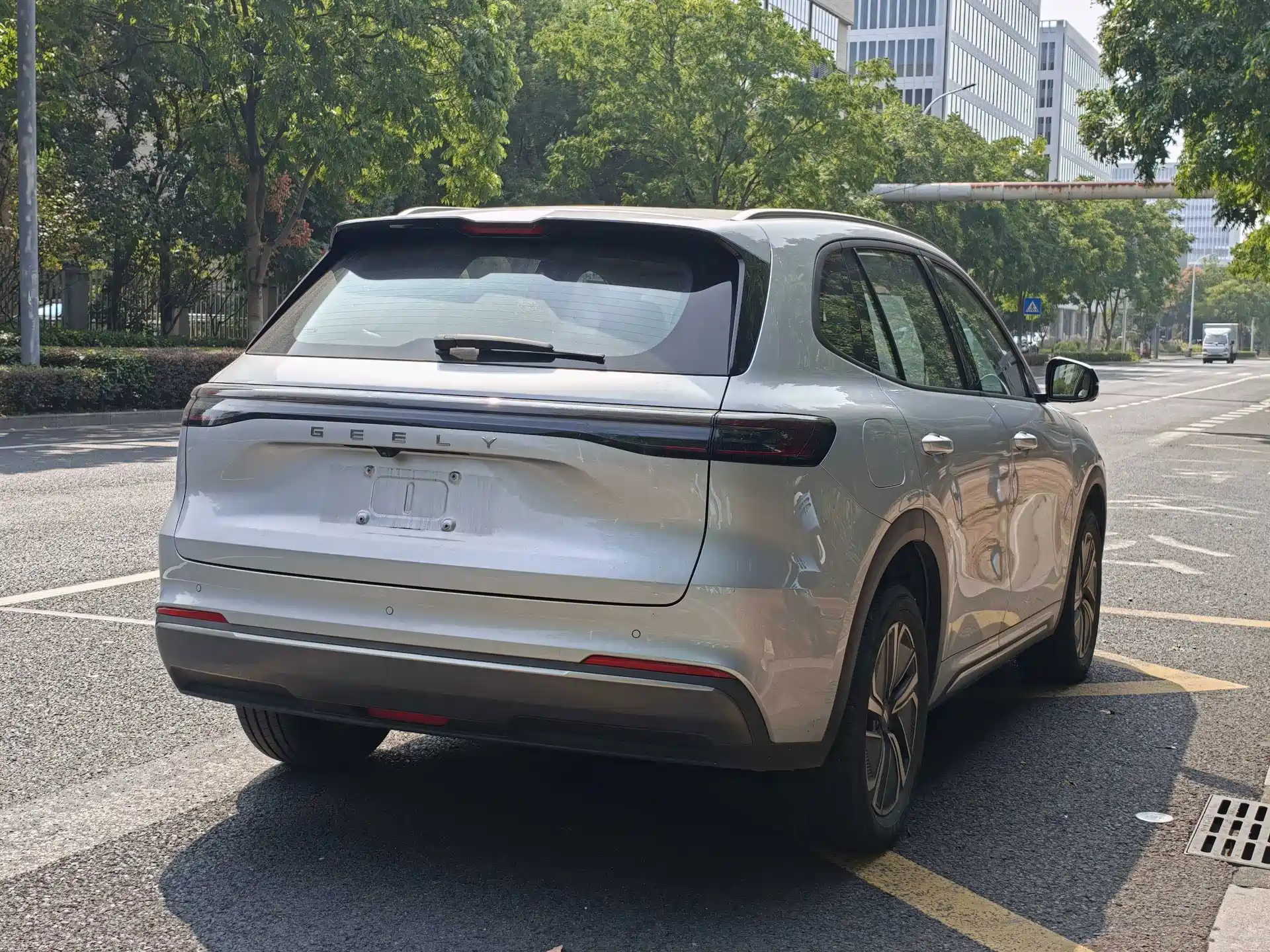 Фото 7 - Geely Galaxy Galaxy Starship 7 EM-i
