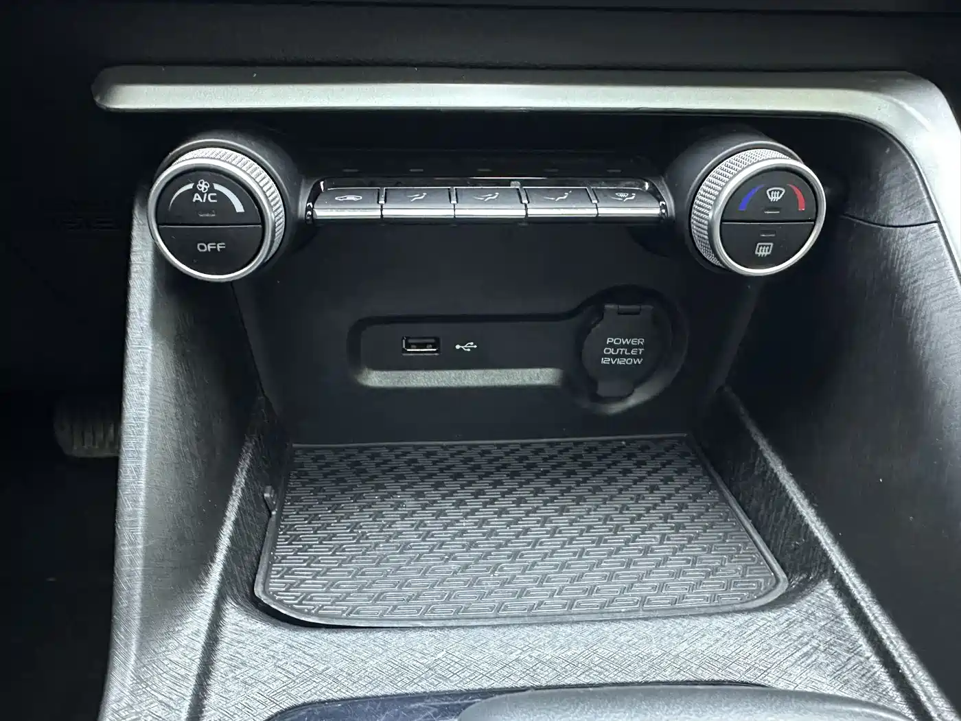 GEELY AUTOMOBILE BINYUE