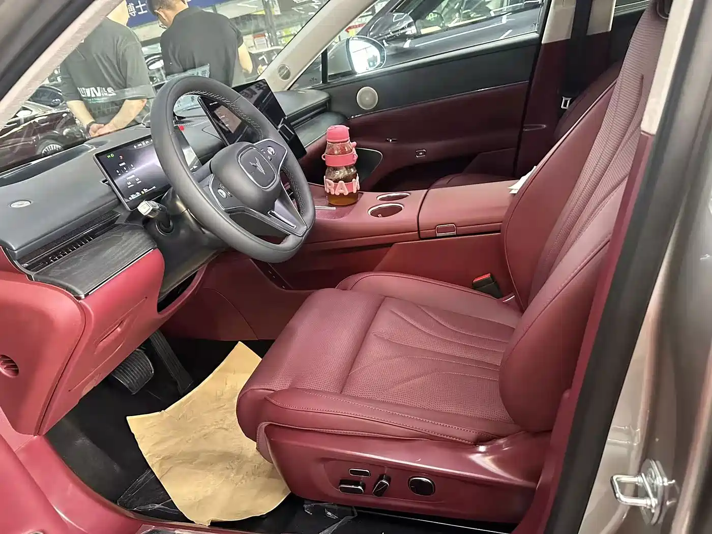 Voyah Auto VOYAH Zhuiguang L 2026 2025 Mid-configuration Model