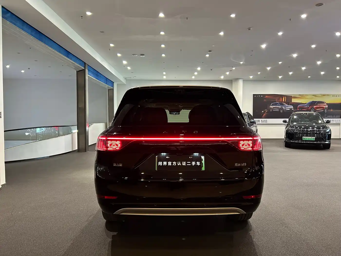 AITO Wenjie AITO M9 2025 Extended Range Ultra 52kWh 6-Seater фото 20