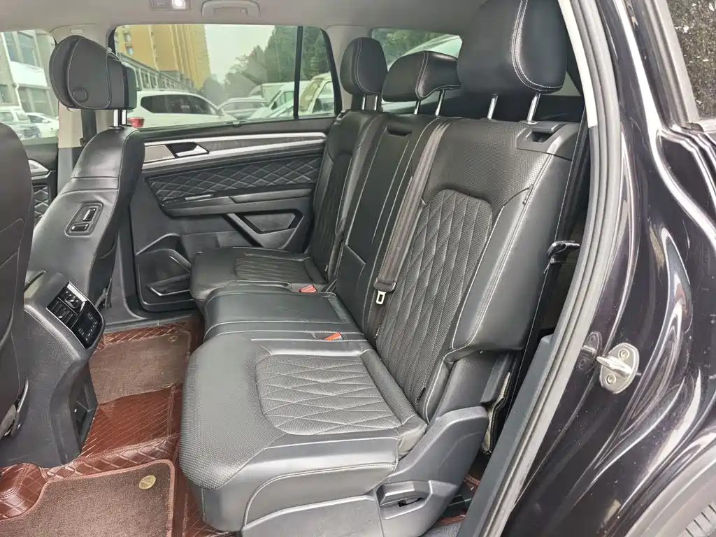 Photo 17 - Volkswagen Teramont