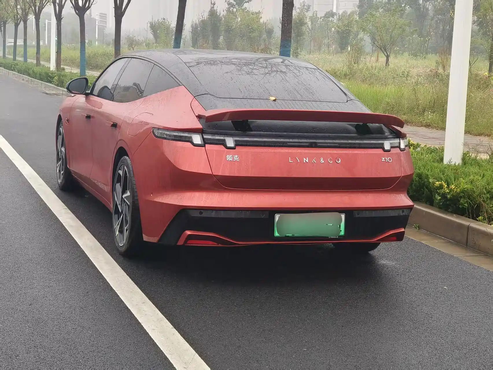 صورة 4 - Lynk & Co Z10