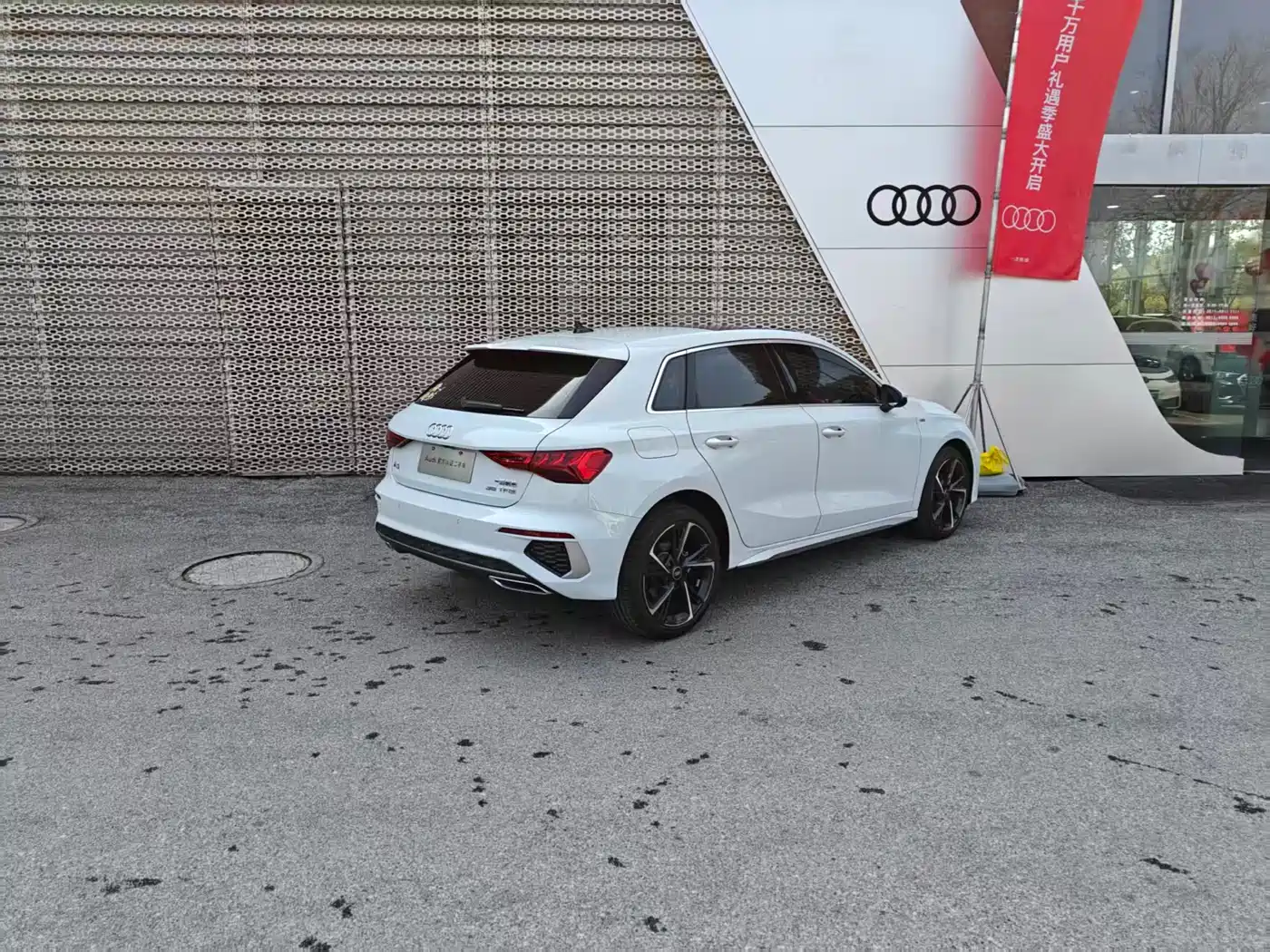 Audi A3 2024 Model Sportback 35 TFSI Fashion Sport фото 4