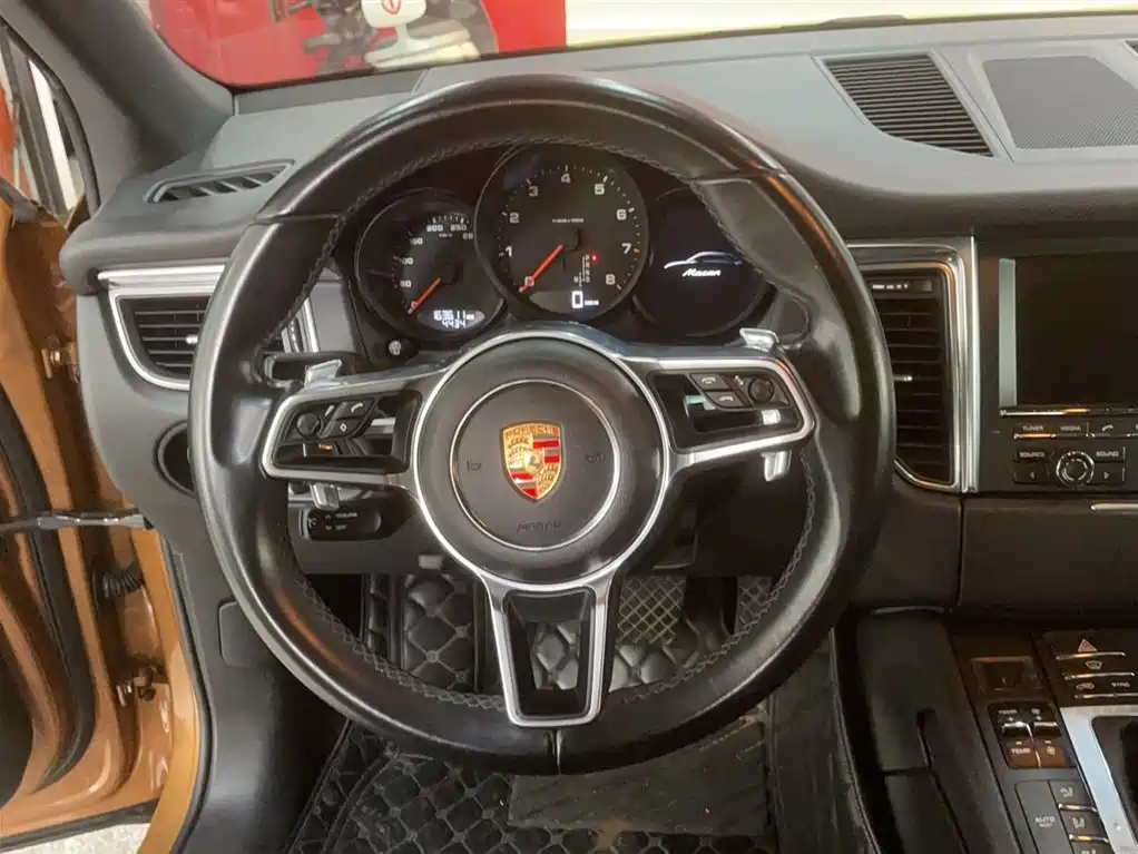 Porsche Macan 2014 Macan 2.0T фото 16