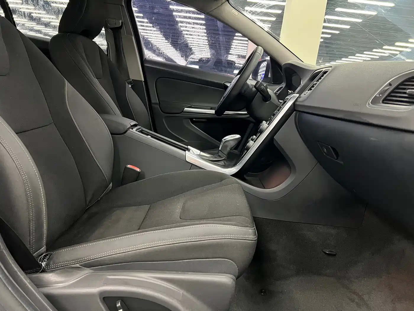 Volvo S60 (Import) 2013 2013 2.0T Progressive Edition
